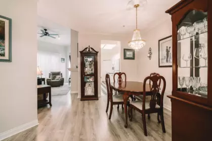 402 2995 Princess Crescent, Coquitlam, BC, Coquitlam — Apartment/Condo for sale
