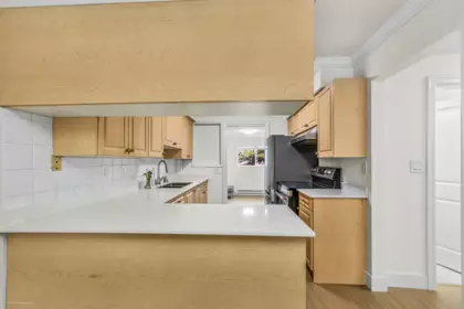 Walk-In Closet Photo of 7285 130a Street, Surrey, BC