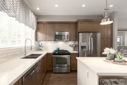 Kitchen Island Photo of 19 12161 237 Street, Maple Ridge, BC