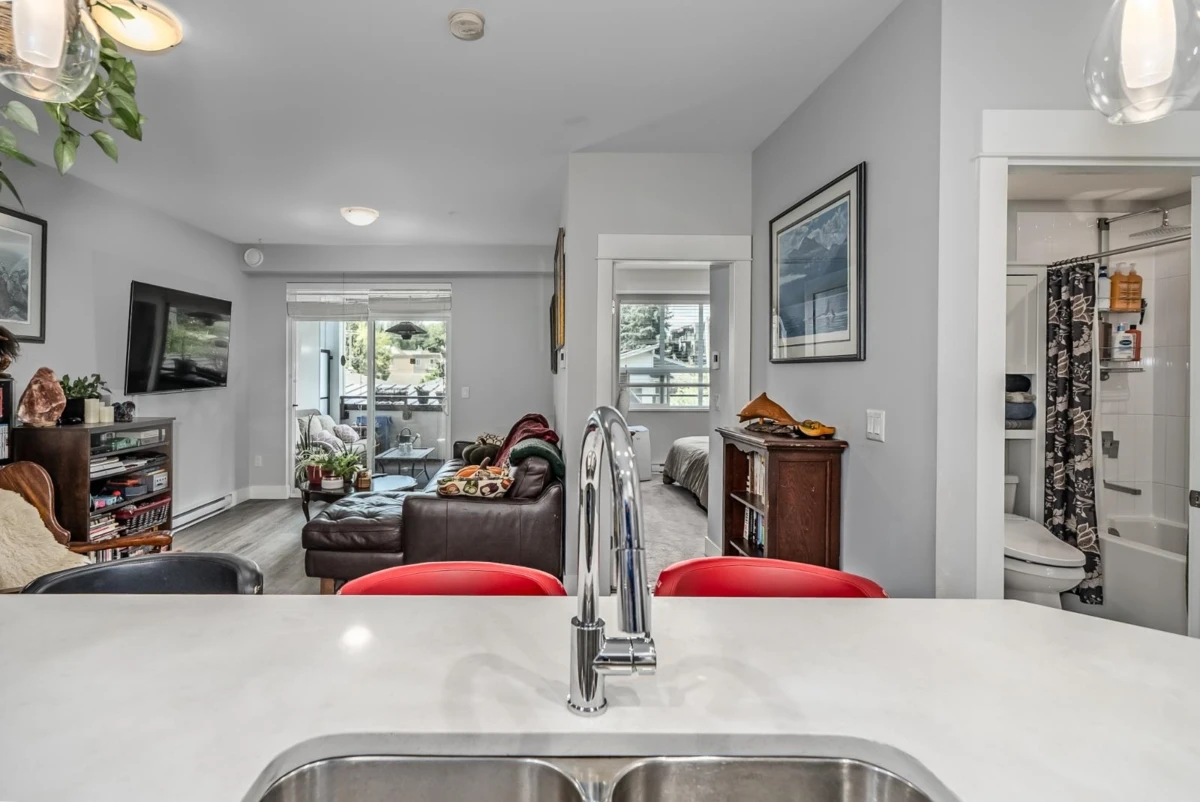 Dining Area Photo of 4212 2180 Kelly Avenue, Port Coquitlam, BC