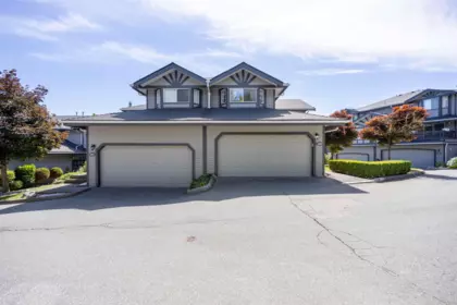 120 1685 Pinetree Way, Coquitlam, BC, Coquitlam — Townhouse for sale