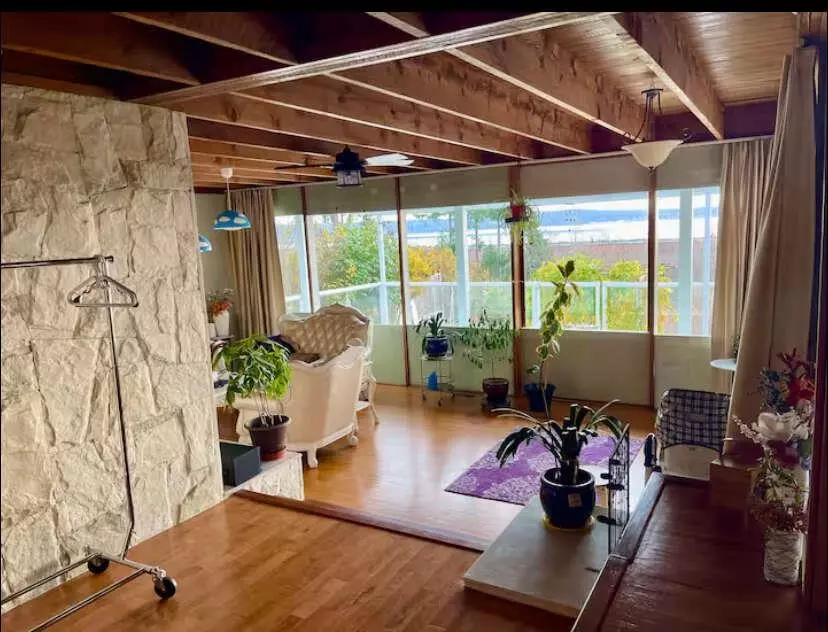 Living Room Photo of 12218 53 Avenue, Surrey, BC