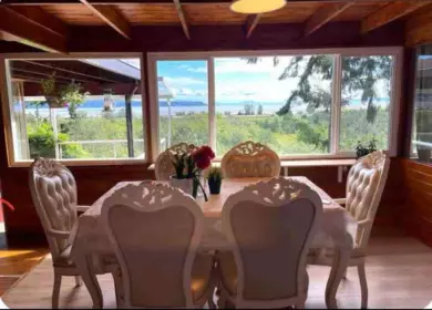 Breakfast Nook Photo of 12218 53 Avenue, Surrey, BC