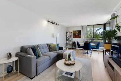 302 3737 Bartlett Court, Burnaby, BC, Burnaby — Apartment/Condo for sale