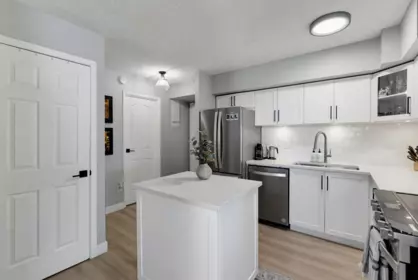 Walk-In Closet Photo of 302 3737 Bartlett Court, Burnaby, BC