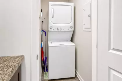 Powder Room Photo of 310 2336 Whyte Avenue, Port Coquitlam, BC
