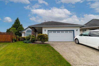 19660 Cedar Lane, Pitt Meadows, BC, Pitt Meadows — Single Family Residence for sale