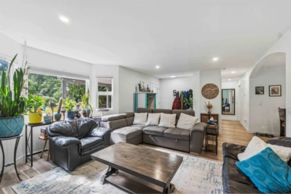 Basement Recreation Room Photo of 13150 Alouette Road, Maple Ridge, BC