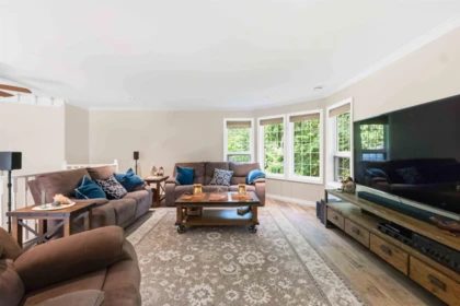 Breakfast Nook Photo of 13150 Alouette Road, Maple Ridge, BC