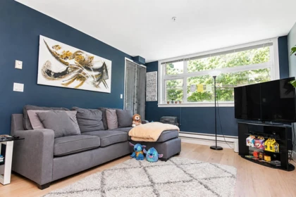 205 5488 Cecil Street, Vancouver, BC, Vancouver — Apartment/Condo for sale