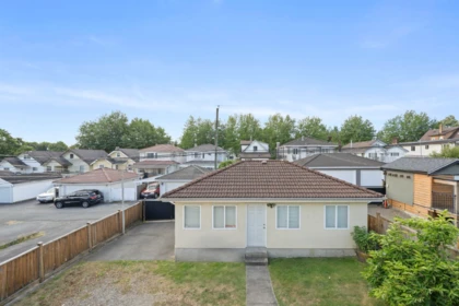 Office / Den Photo of 2772 Triumph Street, Vancouver, BC
