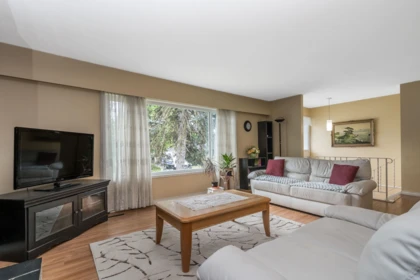 Primary Bedroom Photo of 11939 Hall Street, Maple Ridge, BC