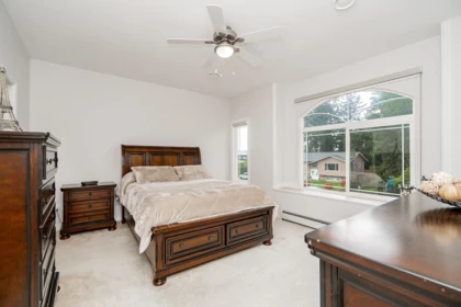 Powder Room Photo of 12773 90 Avenue, Surrey, BC