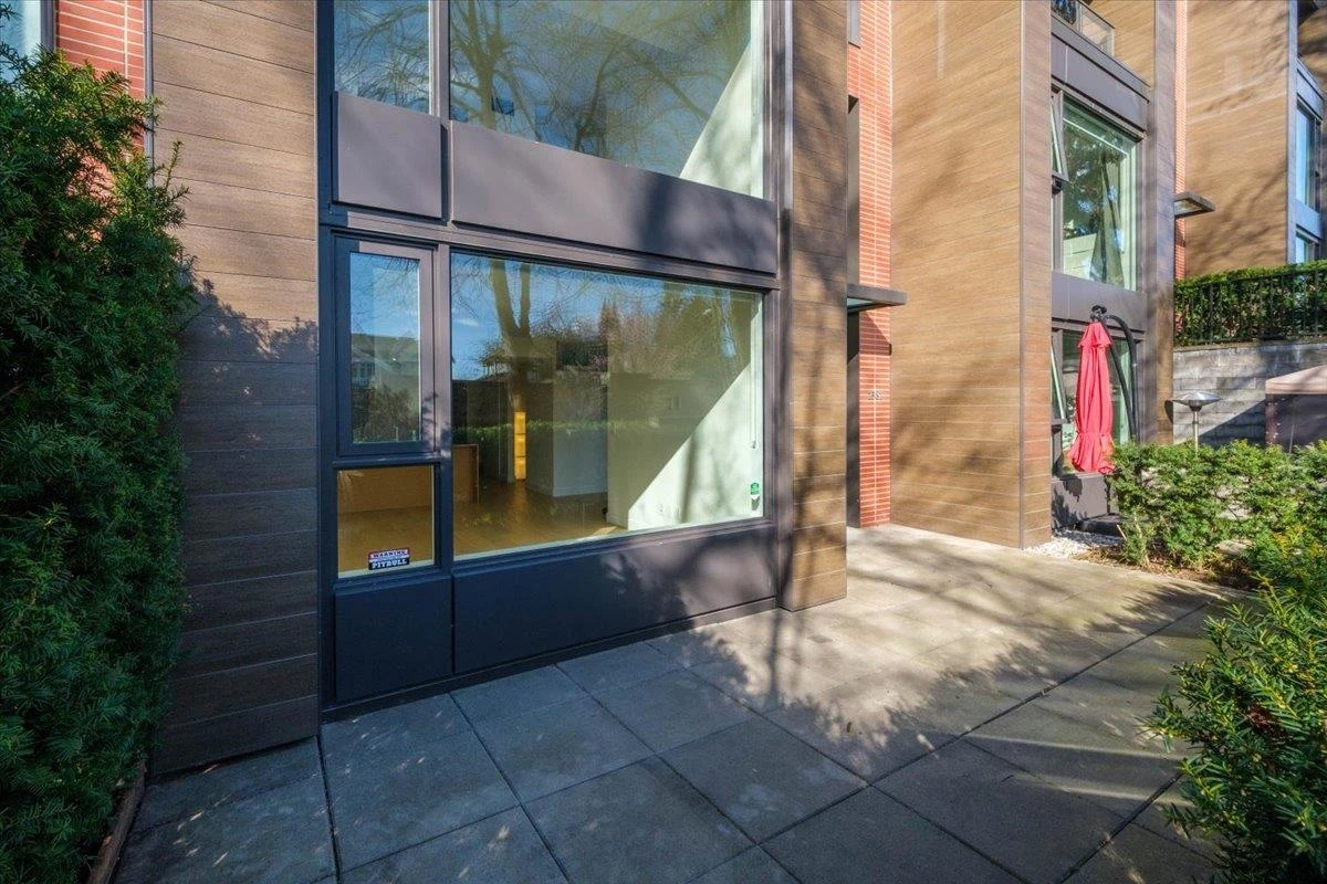 Exterior Rear Photo of 1581 W 57th Avenue, Vancouver, BC