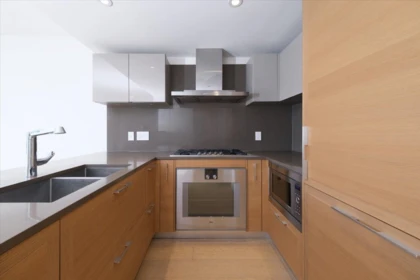 Breakfast Nook Photo of 1581 W 57th Avenue, Vancouver, BC