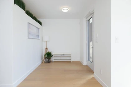 1581 W 57th Avenue, Vancouver, BC, Vancouver — Townhouse for sale