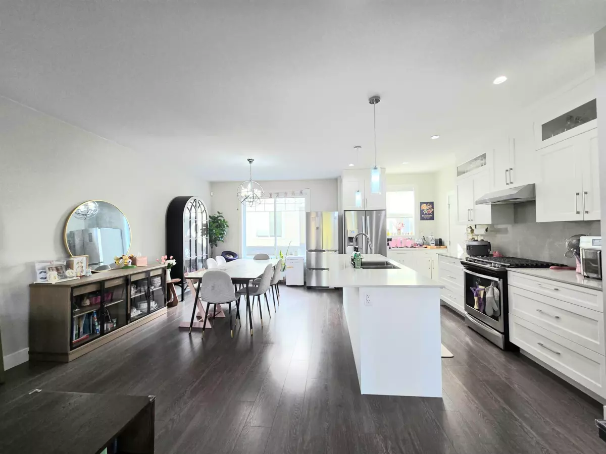 Dining Area Photo of 65 19501 74 Avenue, Surrey, BC