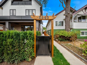 2545 E 2nd Avenue, Vancouver, BC, Vancouver — Half Duplex for sale