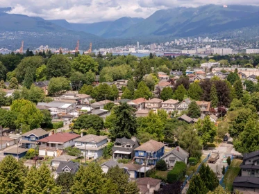 Garden / Landscaping Photo of 2474 E 5th Avenue, Vancouver, BC