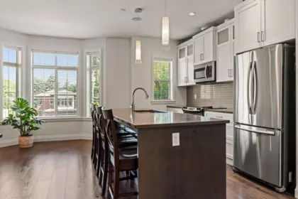 Kitchen Island Photo of 5578 Chinook Street, Chilliwack, BC