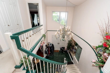 Entry Foyer Photo of 1548 Parkway Boulevard, Coquitlam, BC