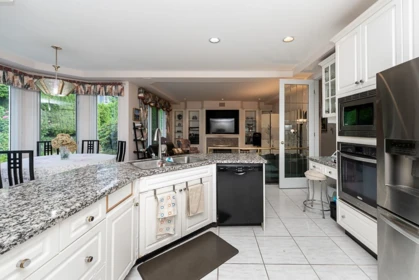 Office / Den Photo of 1548 Parkway Boulevard, Coquitlam, BC