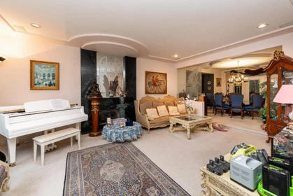 Primary Bedroom Photo of 1548 Parkway Boulevard, Coquitlam, BC