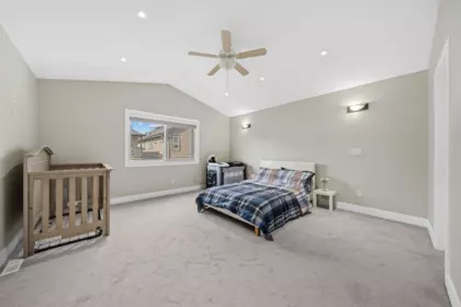 Basement Recreation Room Photo of 24225 103a Avenue, Maple Ridge, BC