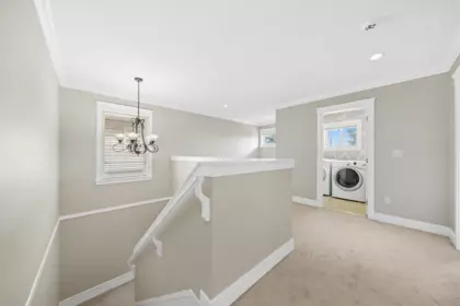 Powder Room Photo of 24225 103a Avenue, Maple Ridge, BC