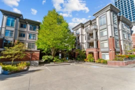 301 10499 University Drive, Surrey, BC