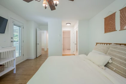 Hallway Photo of 62 4001 Old Clayburn Road, Abbotsford, BC