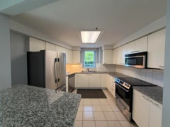 105 388 Drake Street, Vancouver, BC