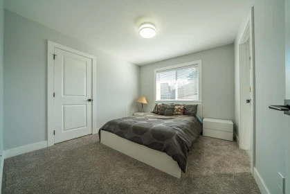 Basement Recreation Room Photo of 18070 67 Avenue, Surrey, BC