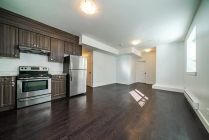 Hot Tub / Spa Photo of 18070 67 Avenue, Surrey, BC