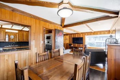 Breakfast Nook Photo of 1033 Cypress Street, White Rock, BC