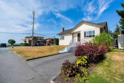 1033 Cypress Street, White Rock, BC, White Rock — Single Family Residence for sale