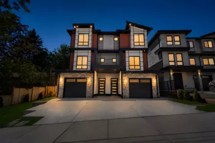 102 5737 172 Street, Surrey, BC, Surrey — Half Duplex for sale