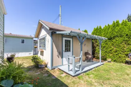 Garden / Landscaping Photo of 230 27111 Avenue, Langley, BC