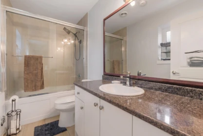 Hot Tub / Spa Photo of 14017 110 Avenue, Surrey, BC