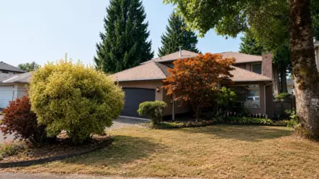 16132 109a Avenue, Surrey, BC, Surrey — Single Family Residence for sale