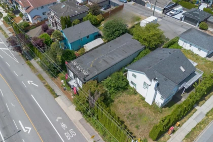 658 E 3rd Street, North Vancouver, BC, North Vancouver — Land for sale