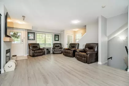Breakfast Nook Photo of 1 19250 65 Avenue, Surrey, BC