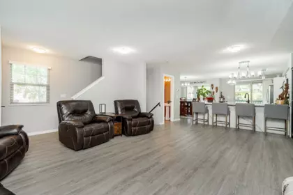 Kitchen Island Photo of 1 19250 65 Avenue, Surrey, BC