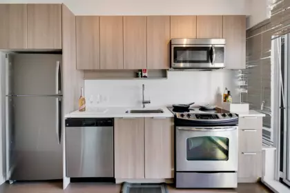 Kitchen Island Photo of 1805 13308 Central Avenue, Surrey, BC