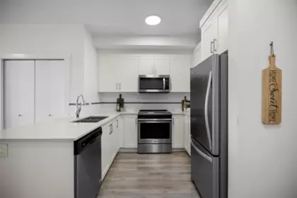 Kitchen Island Photo of 202 22577 Royal Crescent, Maple Ridge, BC
