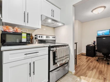 Kitchen Island Photo of 1615 10620 150 Street, Surrey, BC