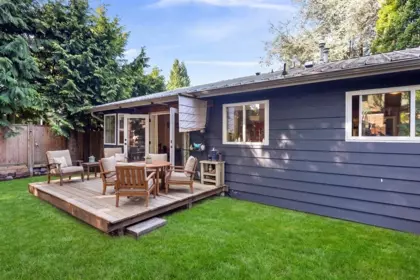 Family Room Photo of 1446 128a Street, Surrey, BC