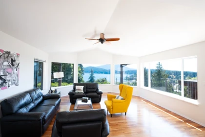 485 Abbs Road, Gibsons, BC, Gibsons — Single Family Residence for sale