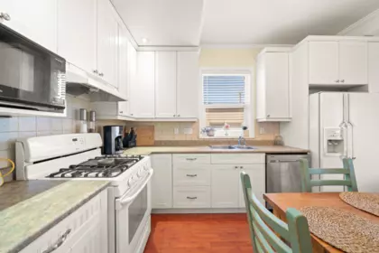 Breakfast Nook Photo of 5743 St. Margarets Street, Vancouver, BC