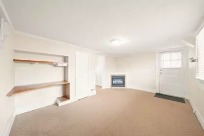 Entry Foyer Photo of 5743 St. Margarets Street, Vancouver, BC
